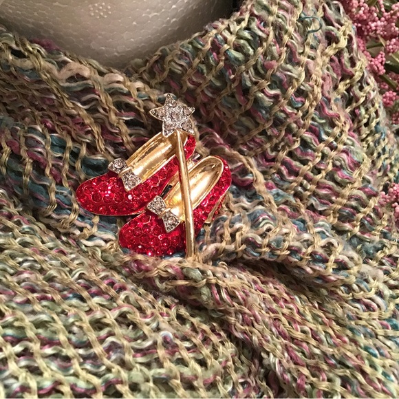 Ruby Slippers Brooch    ♦️[2/$34.00]♦️ - Picture 4 of 4